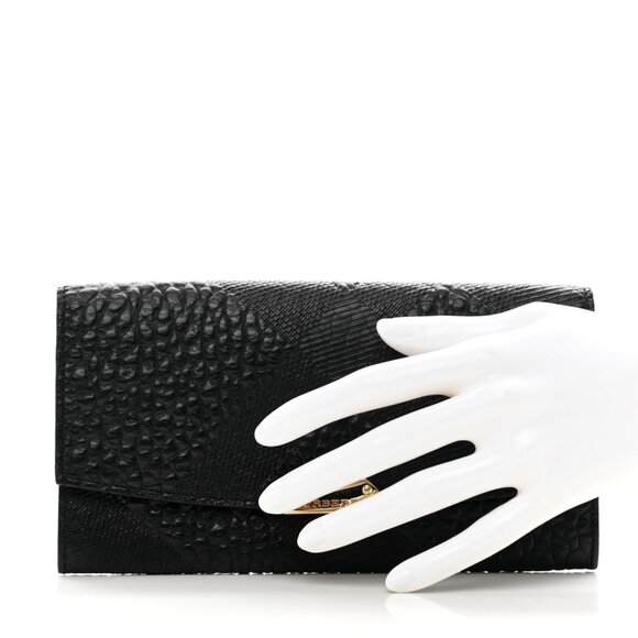 Burberry Signature Grain Calfskin Embossed Wallet - Picture 3 of 6